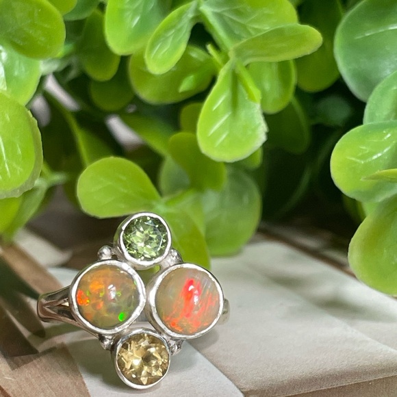 Fire Opal Ring with multi Natural gemstones US 9 splash of colors!! - Picture 7 of 8